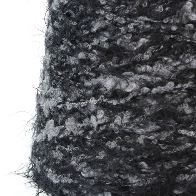 Wool ±30% PA ±70% (1,97€/100g.)