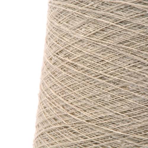 Wool 50% Cotton 35% Silk 10% Sable (3,88€/100g.)